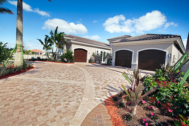 Best Brick Driveway Pavers  in Rossvle, IL