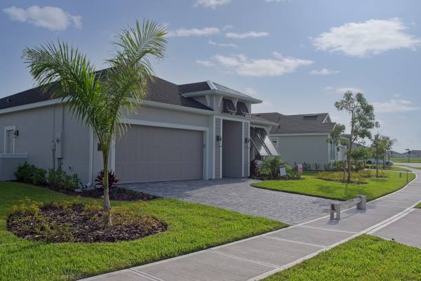 Best Driveway Pavers Cost  in Rossvle, IL